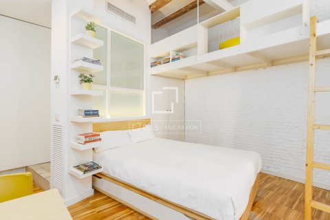 Lägenhet till salu i Barcelona, Spanien 2 sovrum, 73 kvm. Nr. 150423 - foto 20