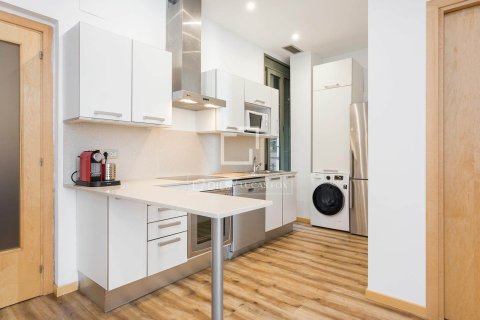 Apartment à vendre à Barcelona, Espagne, 2 chambres, 70 m2 No. 150421 - photo 6