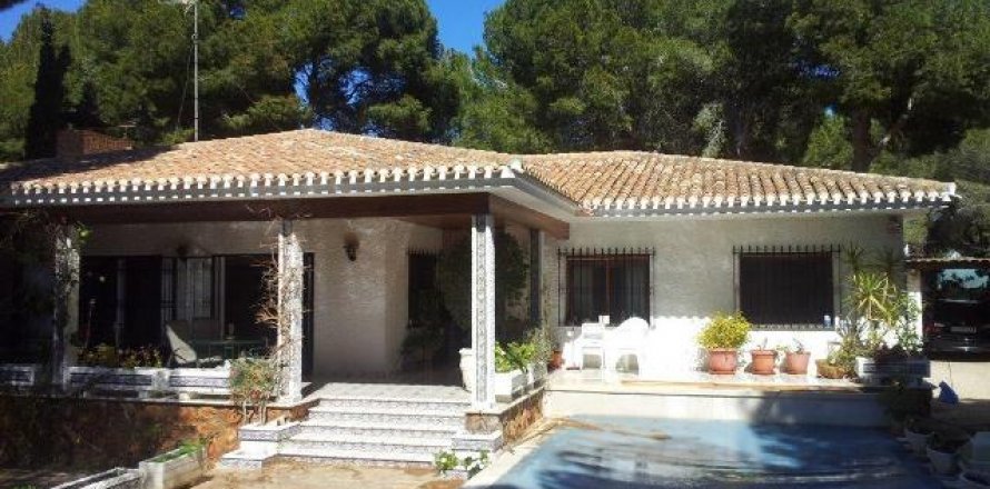 Villa Campoamor, Alicante, Spagna 6 camere da letto, 250 mq. N° 111487