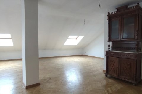 Tvåvåningslägenhet till salu i Astorga, Leon, Spanien 3 sovrum, 192 kvm. Nr. 195837 - foto 19