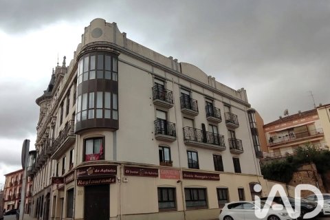 Tvåvåningslägenhet till salu i Astorga, Leon, Spanien 3 sovrum, 192 kvm. Nr. 195837 - foto 21