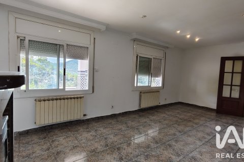 Hus till salu i Dosrius, Barcelona, Spanien 5 sovrum, 182 kvm. Nr. 195842 - foto 11