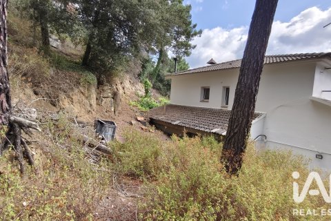 Hus till salu i Dosrius, Barcelona, Spanien 5 sovrum, 182 kvm. Nr. 195842 - foto 18