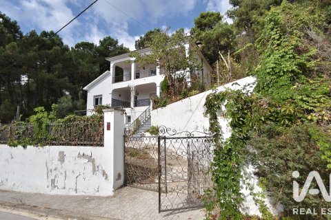 Hus till salu i Dosrius, Barcelona, Spanien 5 sovrum, 182 kvm. Nr. 195842 - foto 20