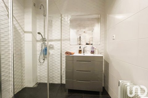 Продажа квартиры в Барселона, Испания 1 спальня, 60м2 №153641 - фото 4