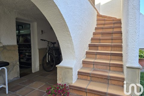 Сasa en venta en Segur de Calafell, Tarragona, España 4 dormitorios, 220 m2 No. 153642 - foto 26