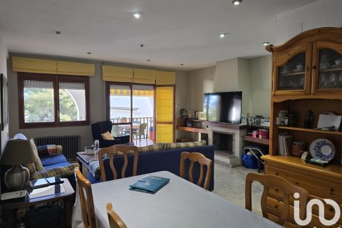 Сasa en venta en Segur de Calafell, Tarragona, España 4 dormitorios, 220 m2 No. 153642 - foto 3