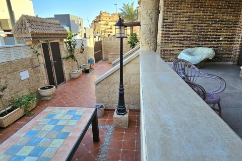 Продажа дома в Рокетас-де-Мар, Альмерия, Испания 5 спален, 327м2 №153644 - фото 4