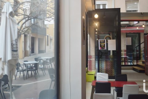 Продажа коммерческой недвижимости в Эль-Вендрель, Таррагона, Испания 156м2 №153640 - фото 12