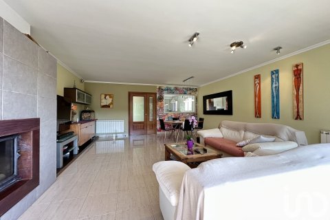 Dom w Sant Andreu de Llavaneres, Barcelona, Hiszpania 4 sypialnie, 372 mkw. nr 153638 – zdjęcie 7