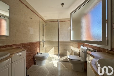 Dom w Sant Andreu de Llavaneres, Barcelona, Hiszpania 4 sypialnie, 372 mkw. nr 153638 – zdjęcie 12