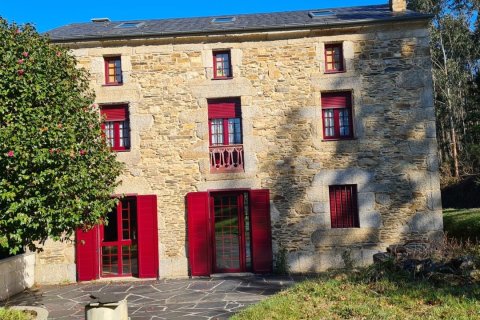 Talo Foz, Lugo, Espanja 4 makuuhuonetta, 350 m2 No. 153639