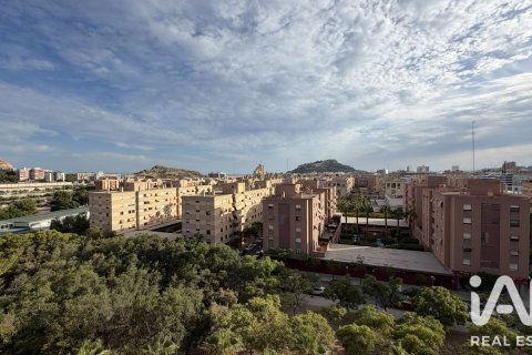 Lägenhet till salu i Alicante, Spanien 2 sovrum, 67 kvm. Nr. 196579 - foto 2