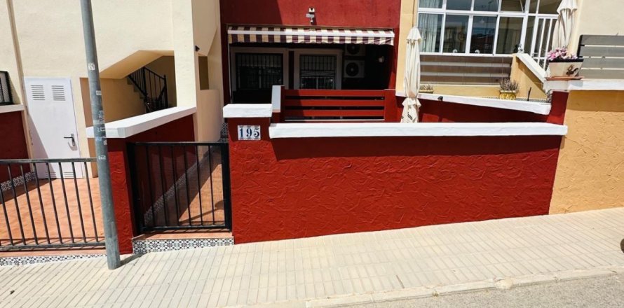 Villa en Los Altos, Alicante, España 2 dormitorios, 80 m2 No. 193398