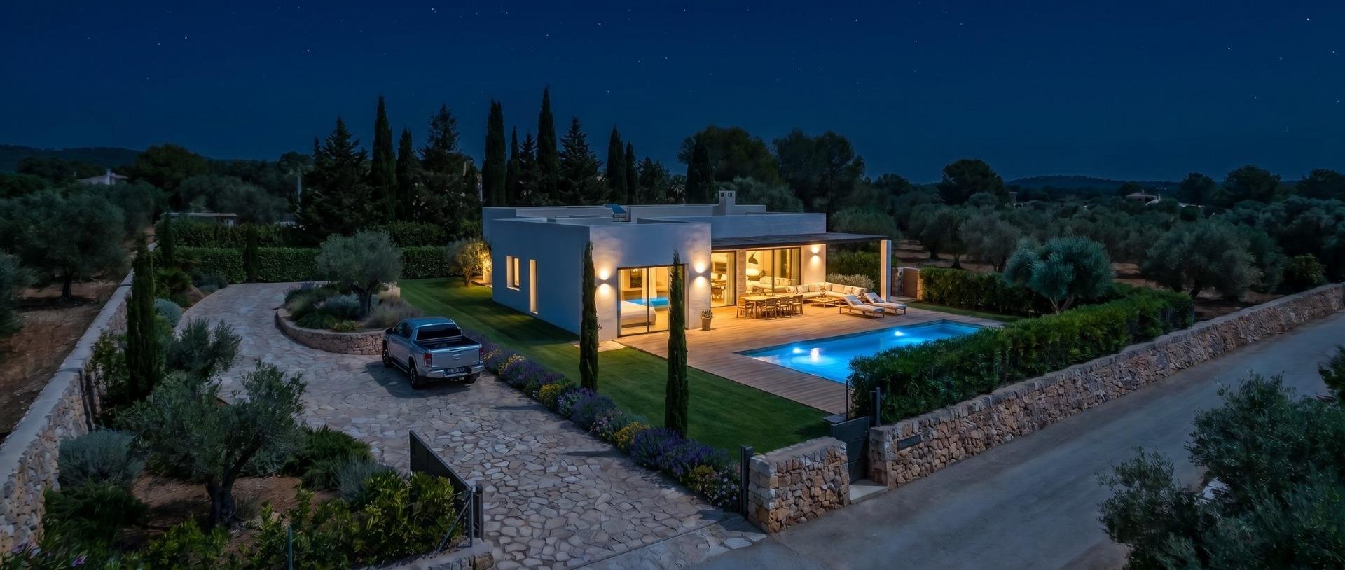 Villa i Pinoso, Alicante, Spanien 3 sovrum, 165 kvm. Nr. 193403