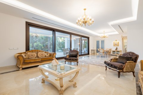 Willa w Estepona, Malaga, Hiszpania 7 sypialni, 761 mkw. nr 162399