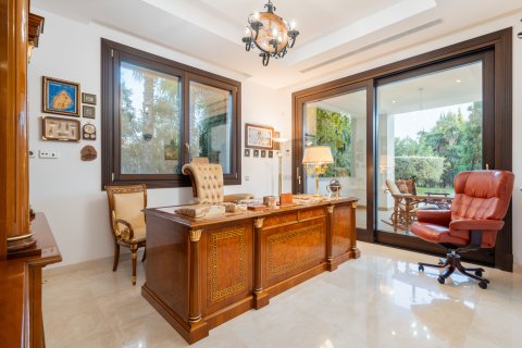 Willa w Estepona, Malaga, Hiszpania 7 sypialni, 761 mkw. nr 162399 – zdjęcie 10