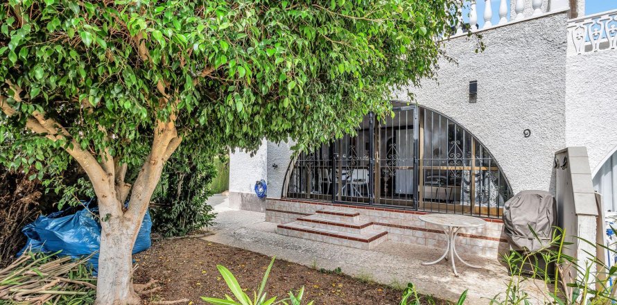 House in Alicante, Spain 42 sq.m. No. 193572