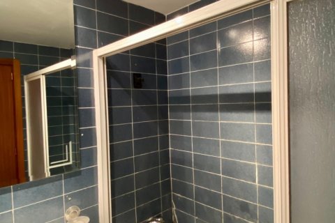 Apartment à vendre à Valencia, Espagne, 5 chambres, 100 m2 No. 147635 - photo 12