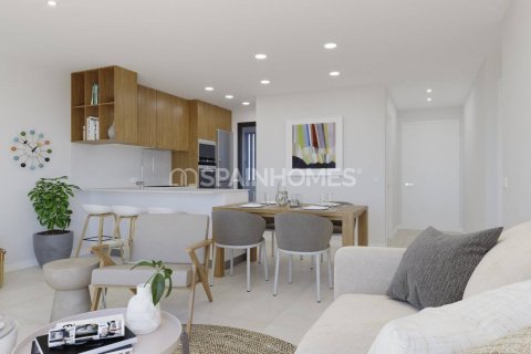 Apartment à vendre à Torrevieja, Alicante, Espagne, 2 chambres, 110 m2 No. 147634 - photo 5