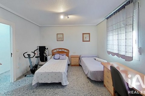 Penthäuser zum Verkauf in Elche, Alicante, Spanien 5 Schlafzimmer, 249 m2 Nr. 196490 - Foto 7