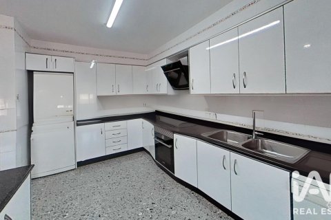 Penthäuser zum Verkauf in Elche, Alicante, Spanien 5 Schlafzimmer, 249 m2 Nr. 196490 - Foto 23