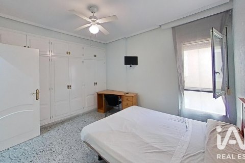 Penthäuser zum Verkauf in Elche, Alicante, Spanien 5 Schlafzimmer, 249 m2 Nr. 196490 - Foto 8