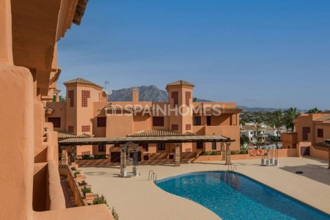 Apartment for sale in Benahavis, Malaga, Spain 1 bedroom, 70 sq.m. No. 196485 - photo 3