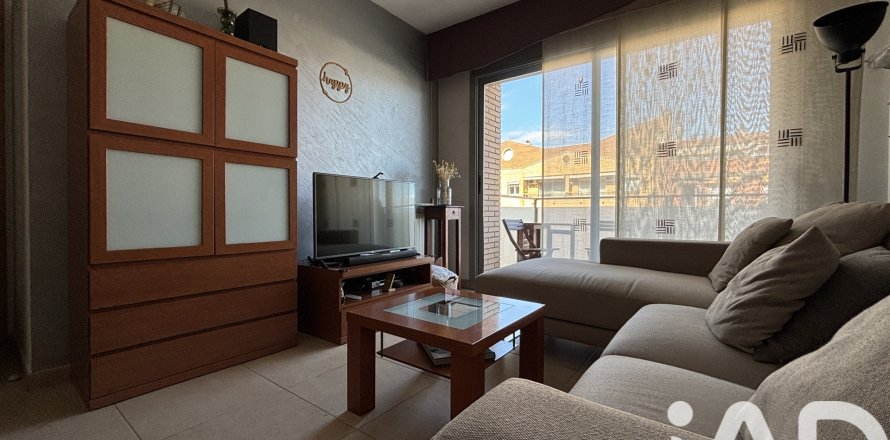 Apartamento en Barbera Del Valles, Barcelona, España 3 dormitorios, 93 m2 No. 172848