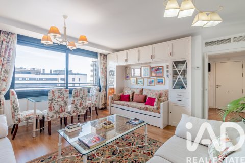 Apartment à vendre à Madrid, Espagne, 3 chambres, 123 m2 No. 172851 - photo 2