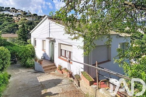 Casa a Sant Cebria De Vallalta, Barcelona, Spagna 6 camere da letto, 120 mq. N° 172850