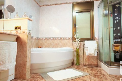 Casa in vendita a Torrelles de Foix, Barcelona, Spagna 5 camere da letto, 250 mq. N° 172849 - foto 17