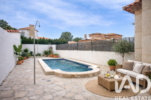 Casa adosada en venta en Mont-roig del Camp, Tarragona, España 3 dormitorios, 146 m2 No. 172853 - foto 4