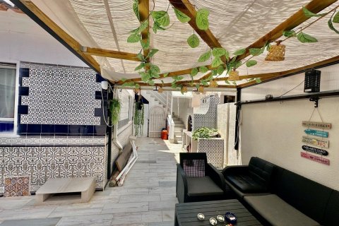 Bungalo pārdošanā Torrevieja, Alicante, Spānijā 2 istabas, 95 m2 Nr. 140567 - attēls 9