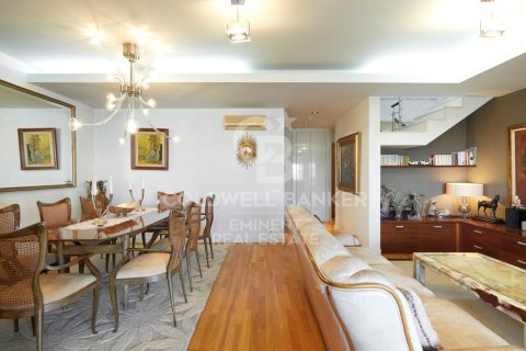 Takvåning till salu i Barcelona, Spanien 3 sovrum, 284 kvm. Nr. 159171 - foto 8