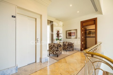 Villa en venta en Marbella, Málaga, España 6 dormitorios, 848 m2 No. 159177 - foto 9