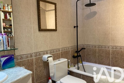 Radhus till salu i Sitges, Barcelona, Spanien 4 sovrum, 242 kvm. Nr. 172238 - foto 28
