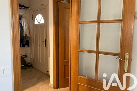 Radhus till salu i Sitges, Barcelona, Spanien 4 sovrum, 242 kvm. Nr. 172238 - foto 4