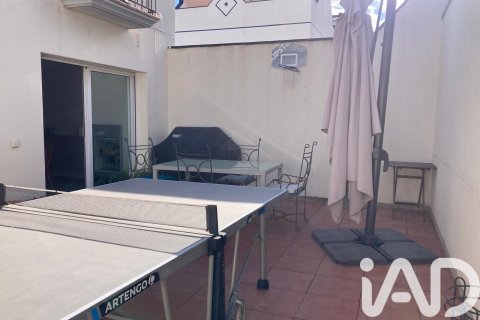 Radhus till salu i Sitges, Barcelona, Spanien 4 sovrum, 242 kvm. Nr. 172238 - foto 24