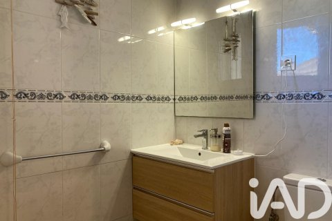 Radhus till salu i Sitges, Barcelona, Spanien 4 sovrum, 242 kvm. Nr. 172238 - foto 16