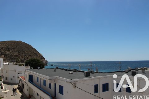Radhus till salu i Nijar, Almeria, Spanien 2 sovrum, 85 kvm. Nr. 172243 - foto 25