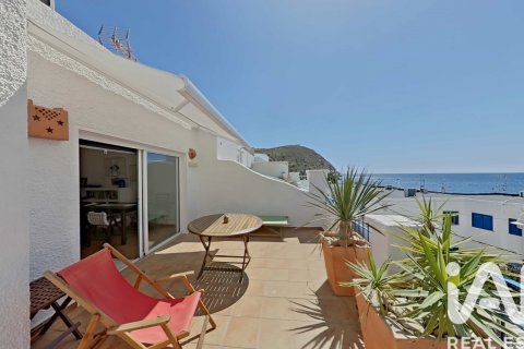 Radhus i Nijar, Almeria, Spanien 2 sovrum, 85 kvm. Nr. 172243