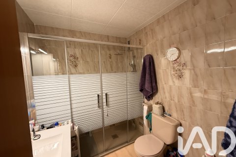 Продажа квартиры в Барселона, Испания 4 спальни, 114м2 №152655 - фото 8