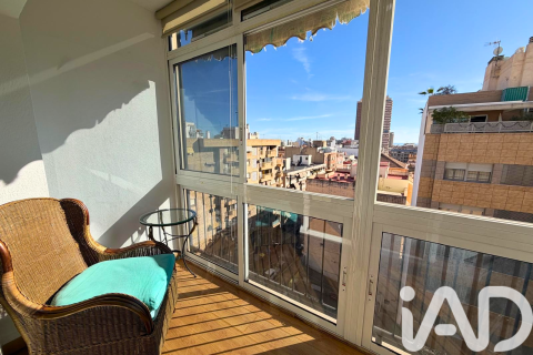 Lägenhet till salu i Alicante, Spanien 3 sovrum, 114 kvm. Nr. 152650 - foto 2