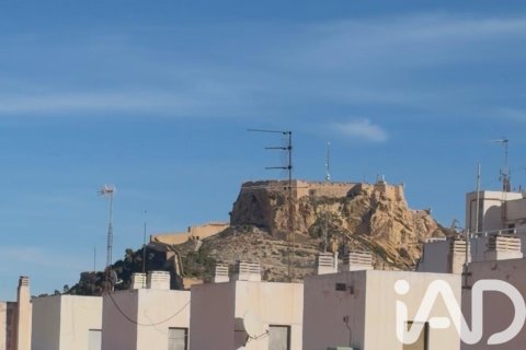 Lägenhet till salu i Alicante, Spanien 3 sovrum, 114 kvm. Nr. 152650 - foto 4