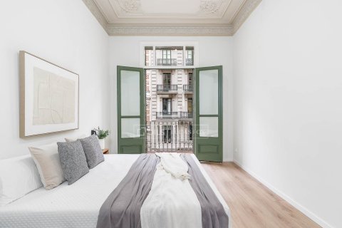 Apartment à vendre à Barcelona, Espagne, 2 chambres, 102 m2 No. 150506 - photo 27