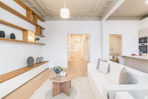 Apartment à vendre à Barcelona, Espagne, 3 chambres, 163 m2 No. 150507 - photo 3