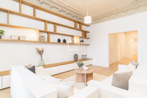 Apartment à vendre à Barcelona, Espagne, 3 chambres, 163 m2 No. 150507 - photo 4