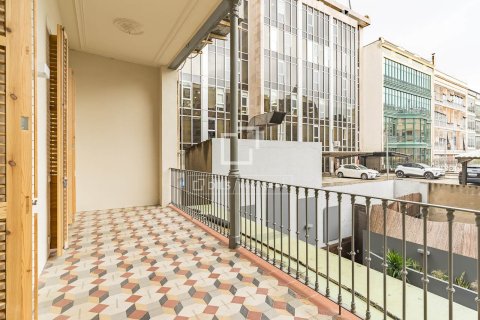Apartament w Barcelona, Hiszpania 3 sypialnie, 163 mkw. nr 150507 – zdjęcie 29