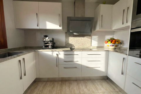 Продажа виллы в Коста Де Ла Кальма, Майорка, Испания 4 спальни, 125м2 №155877 - фото 18